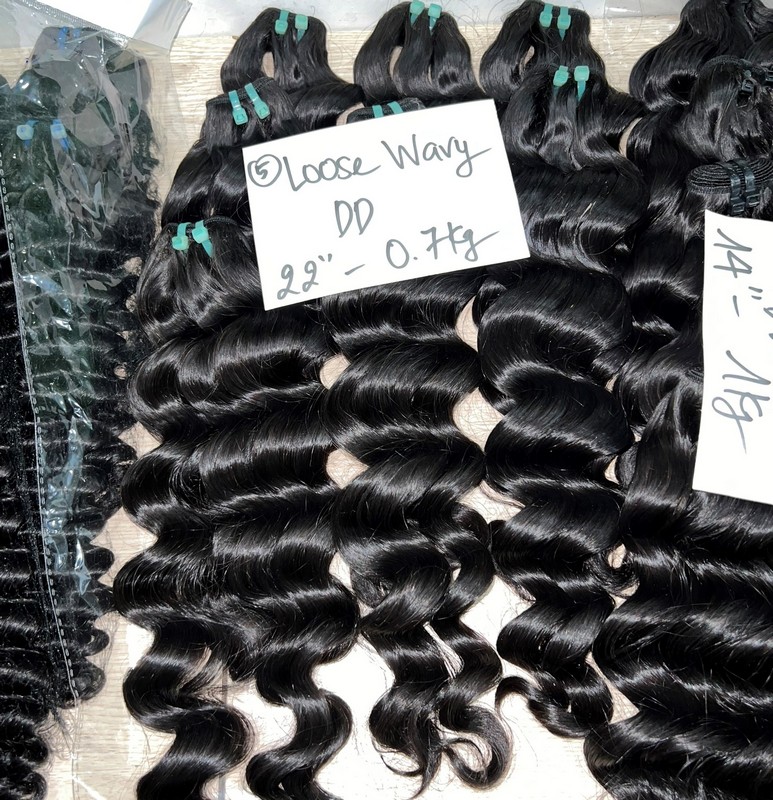 loose wave natural color hair weave 4