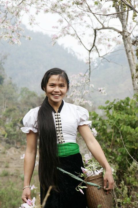 Vietnamese-woman-long-hair