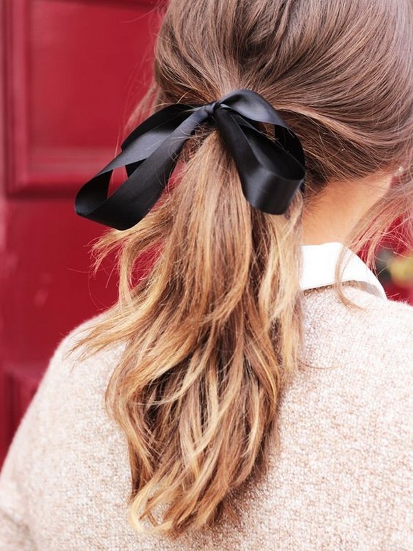 Low And Loose Ponytail - Romantic Ways To Wear Hair Extension.