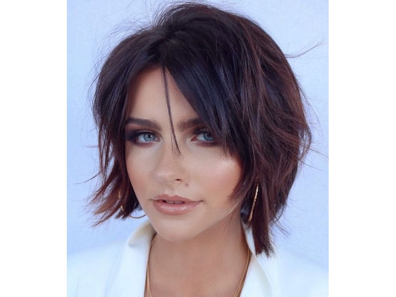 Cropped Shaggy Cut. - Hairstyles For Straight Hair And Carefree Girls.