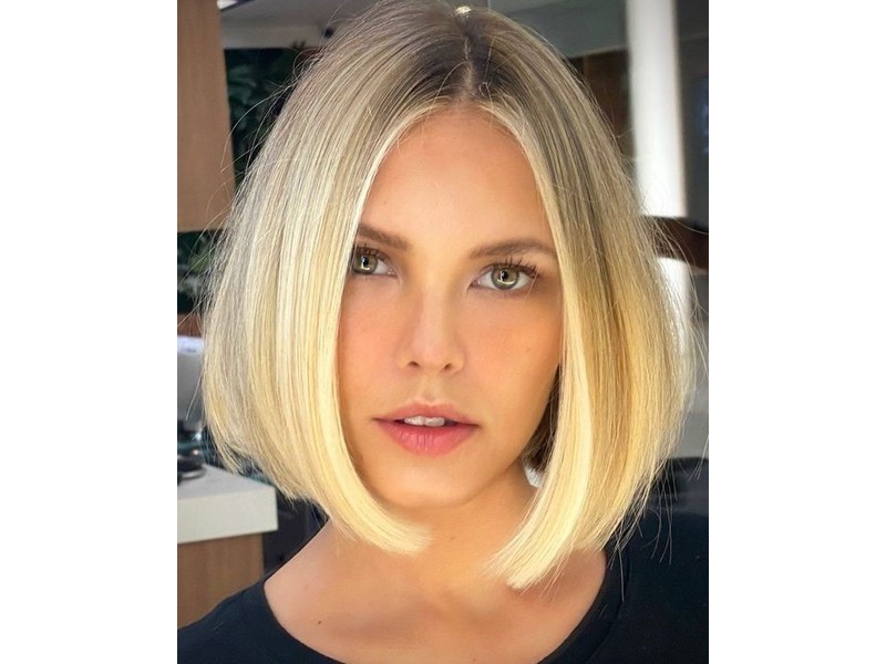 Blunt Bob. - The Easy Yet Pretty Hairstyles For Straight Hair.