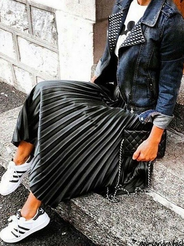 Skirt With Sneakers